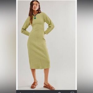 Free People Gabby Seamless Midi
Dress in green XS/S
$85 $198
